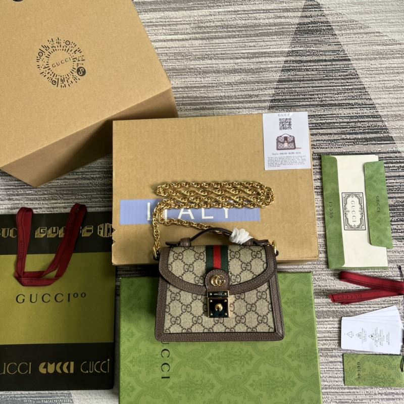 Gvc*1 padlock shoulder bags